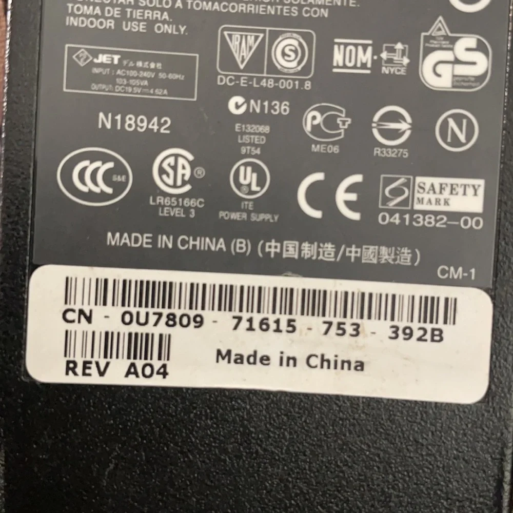 Gently Used Dell 90w AC Power Adapter Charger in great condition.